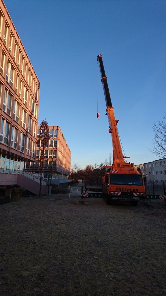 Autokran für Kesseltausch